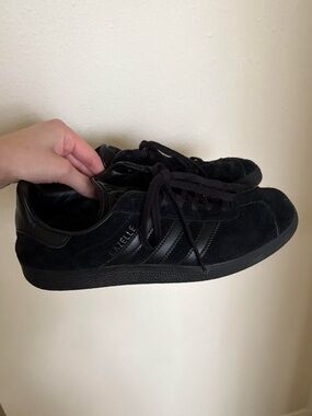 adidas Gazelle Sneakers - Black